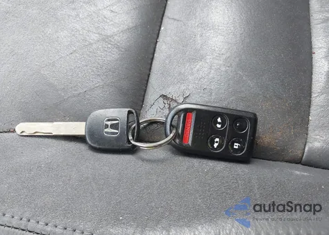 2006 Honda Odyssey Ex-L from USA, damaged, VIN 5FNRL387X6B002818